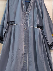 Tehnoor Grey Pleated-Cuff Abaya